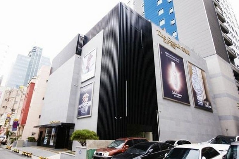 大邱 グランドホテル免税店 (1/6)