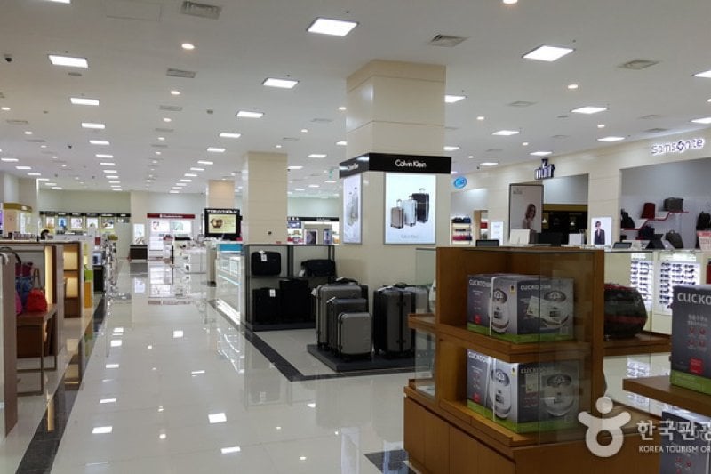中原免税店 (3/5)