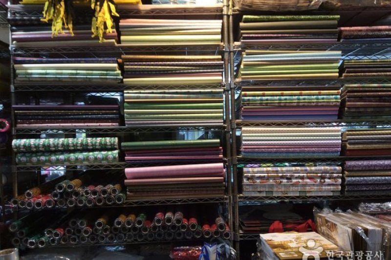 南大門文具商店街 (4/5)