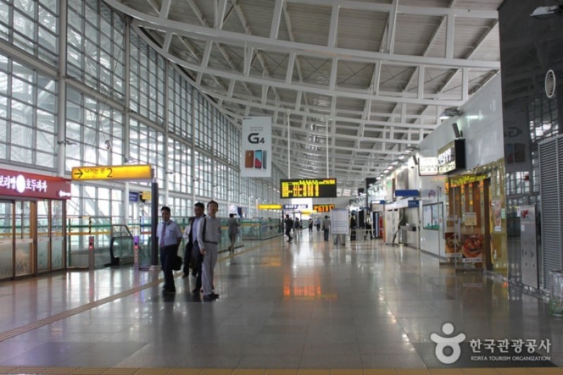 光明駅 (6/8)