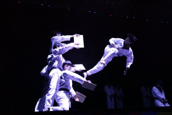 国技院テコンドー示範団常設公演「Great Taekwondo 偉大なテコンドー」