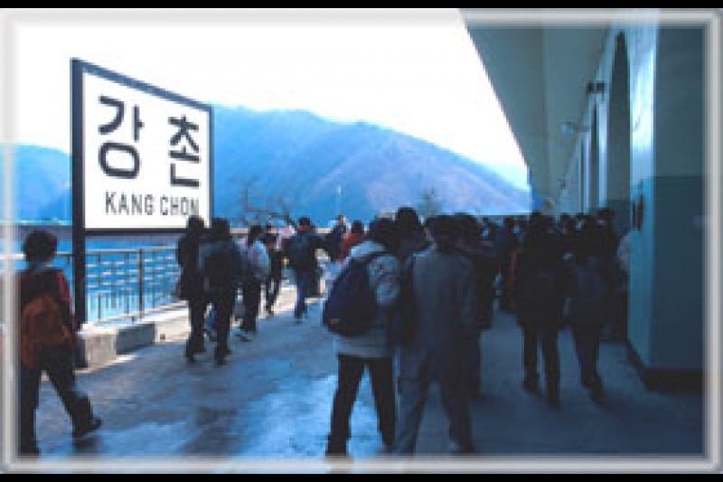 江村駅 (1/2)