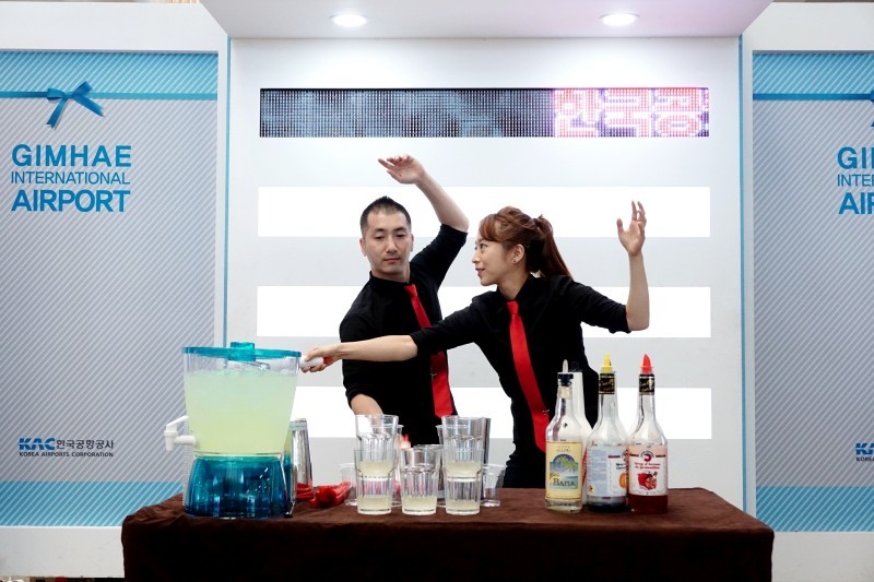  金海空港に文化が出現した!  韓国空港公社シーズンフェスティバルカクテル公演 (15/31)