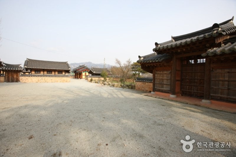 霊岩鳩林伝統韓屋村 (15/42)