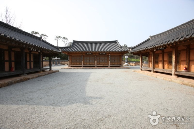 霊岩鳩林伝統韓屋村 (17/42)