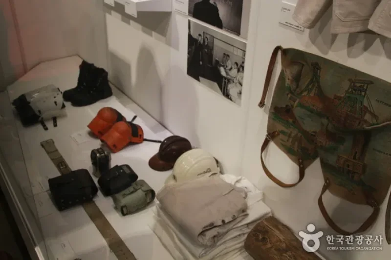 南海 派独展示館（남해 파독전시관） (7/24)