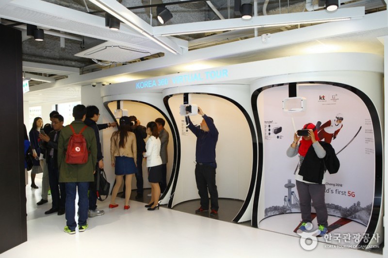 韓国観光公社 観光案内展示館 (2/2)