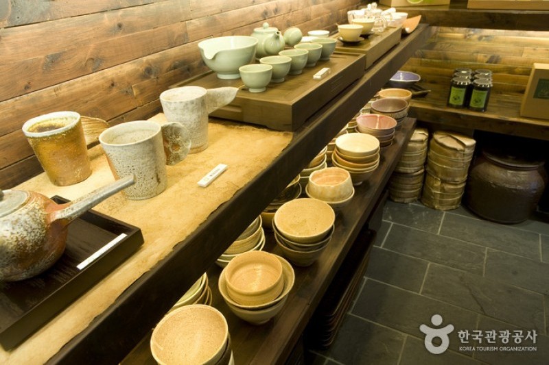 アルムダウン茶博物館 (17/18)
