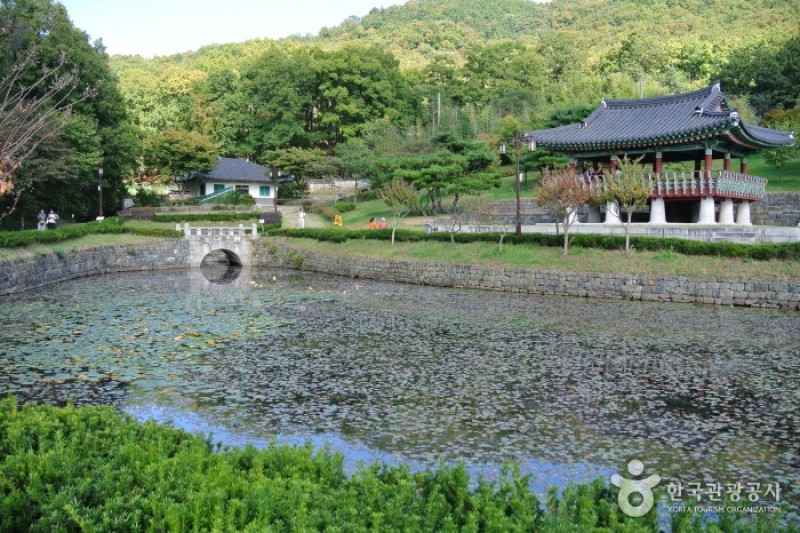 尤庵史跡公園 (39/42)