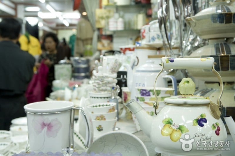 青磁輸入商店街 (13/16)