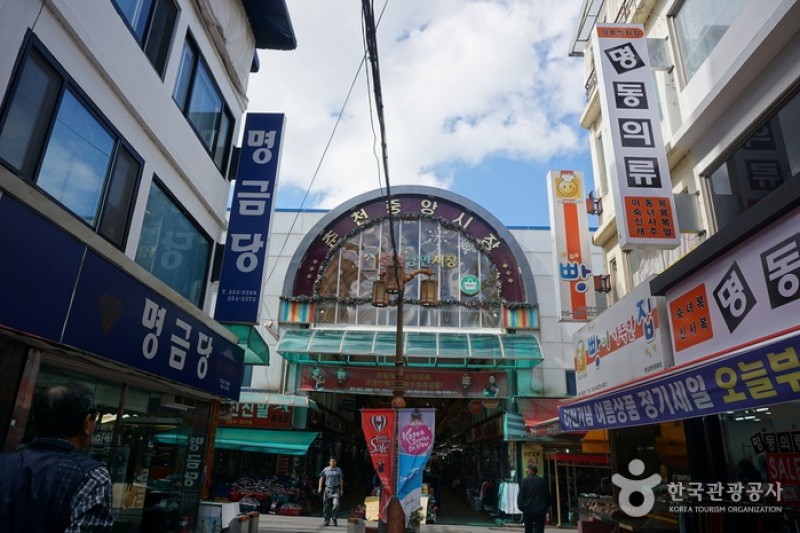 春川浪漫市場（旧 中央市場）（춘천 낭만시장  (10/18)