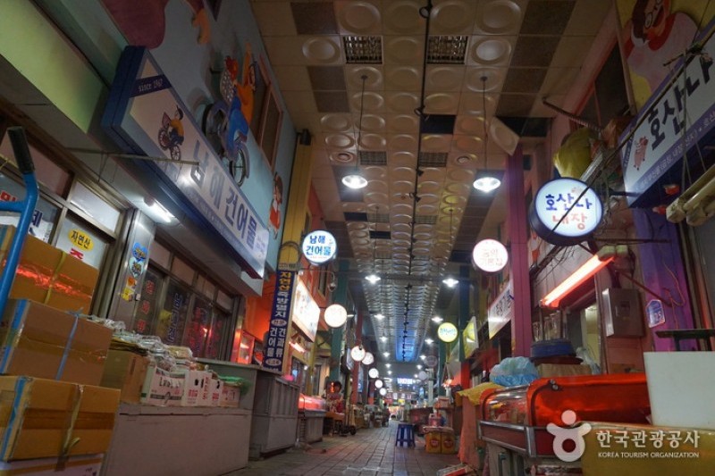 春川浪漫市場（旧 中央市場）（춘천 낭만시장  (13/18)