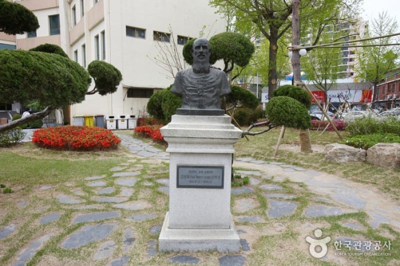 大邱桂山聖堂 (1/3)
