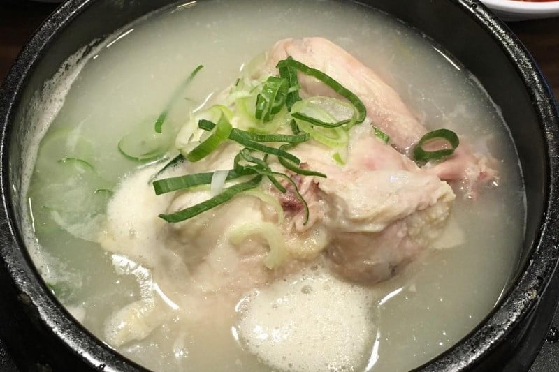 高麗参鶏湯 (3/8)
