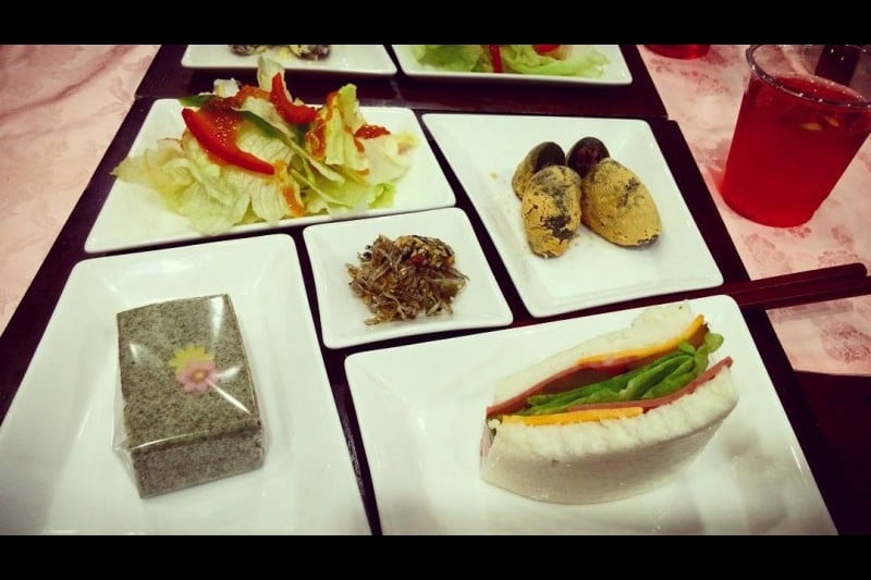 餅カフェ ジルシル ※閉店 (12/23)