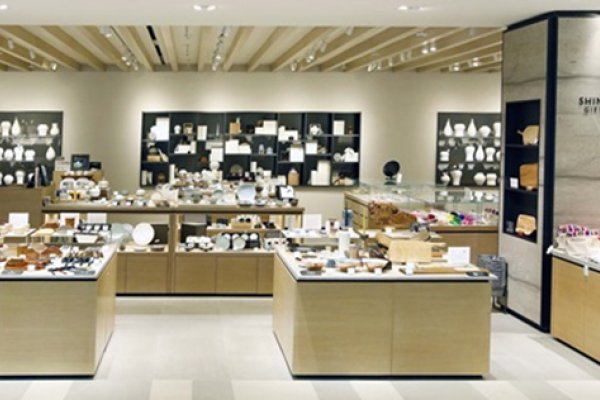 新世界免税店 明洞店 手工芸品売場
