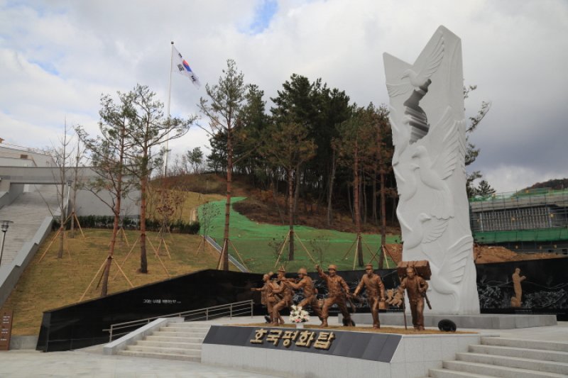 漆谷護国平和記念館（칠곡호국평화기념관） (10/16)