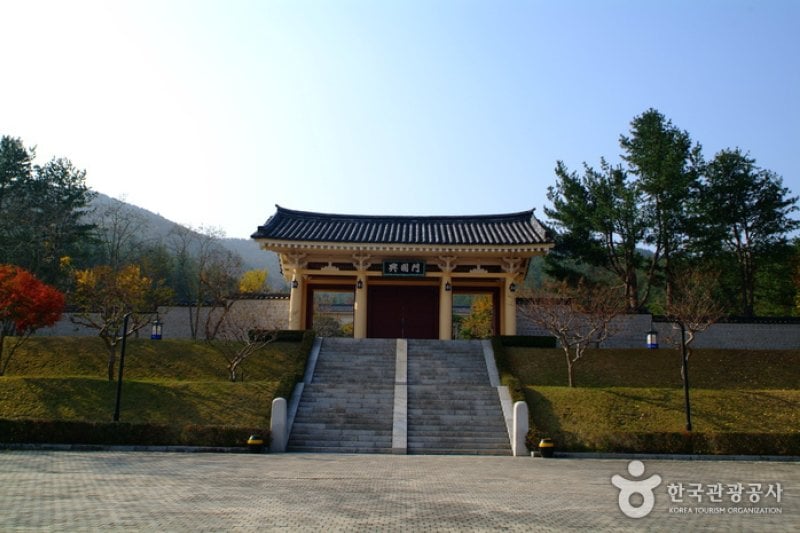 統一殿（慶州）（통일전（경주）） (6/14)