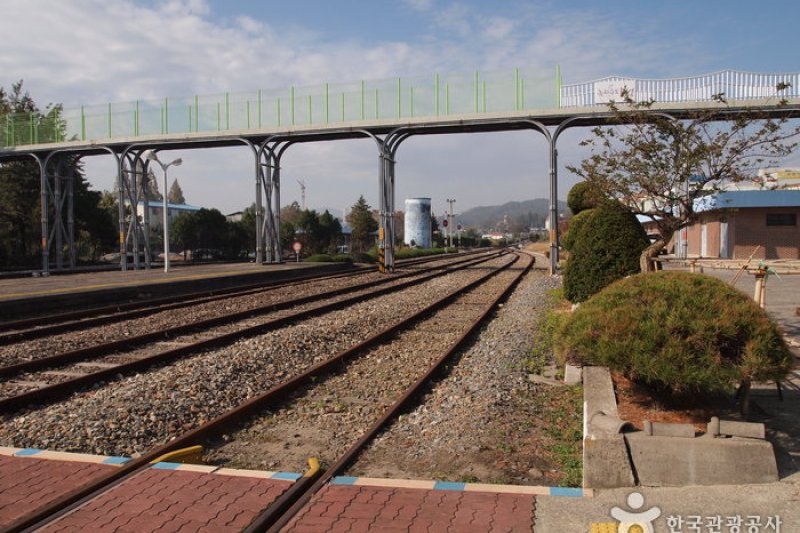 宝城駅 (3/9)