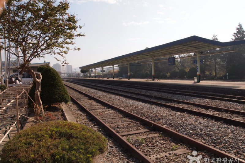 宝城駅 (4/9)