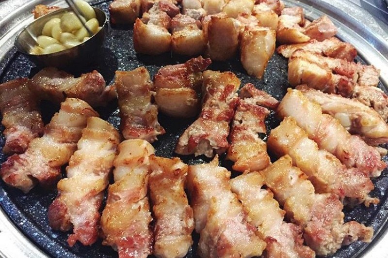肉典(ユクジョン)食堂 (7/8)