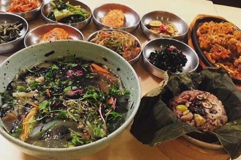 ハンガラム薬膳韓定食 北倉洞本店★予約代行サービス (1/38)