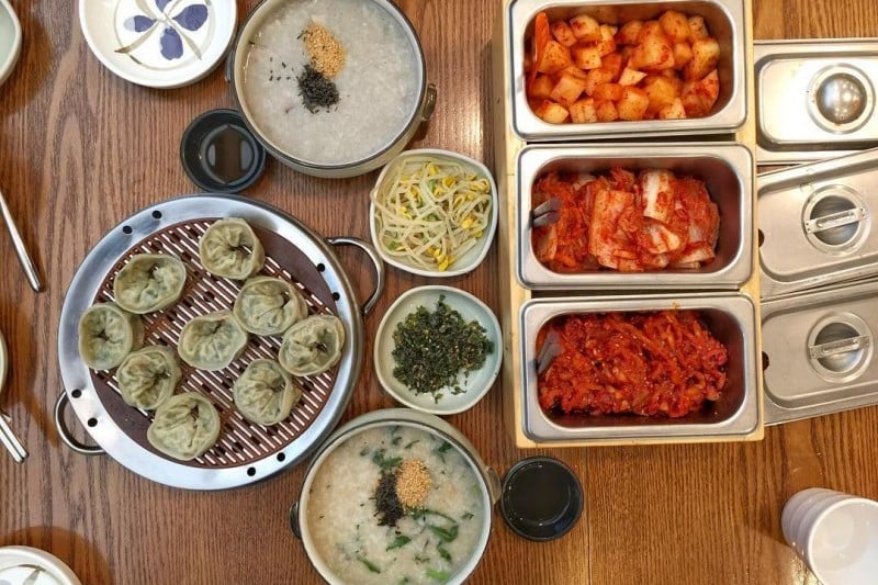 明洞栄養粥・栄養餃子 ※閉店 (5/12)