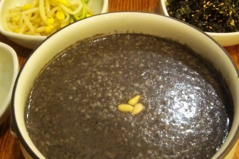 明洞栄養粥・栄養餃子 ※閉店 (11/12)