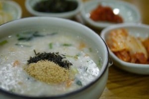 明洞栄養粥、栄養餃子 割引クーポン