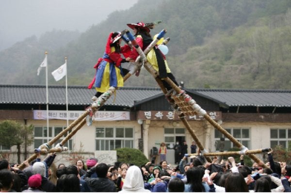 韓国伝統文化体験学校（堤川）（한국전통문화체험학교