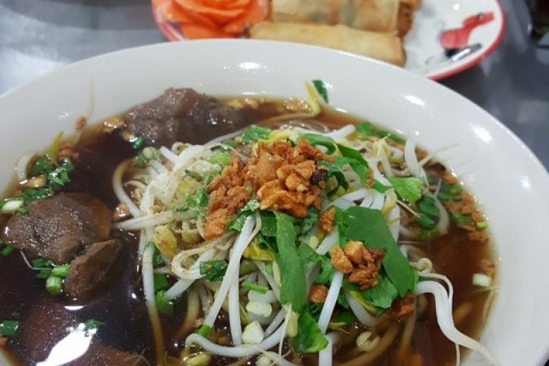TUK TUK NOODLE THAI (7/9)