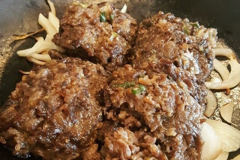 博物館前の店 (7/9)