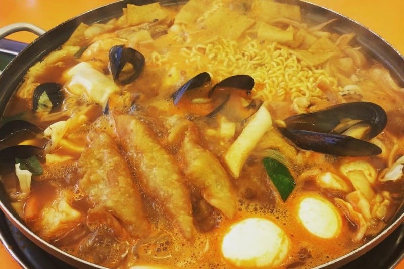 Red Sun 明洞直営店 (8/13)