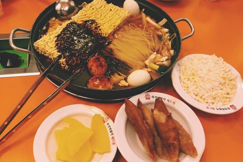 Red Sun 明洞直営店 (12/13)