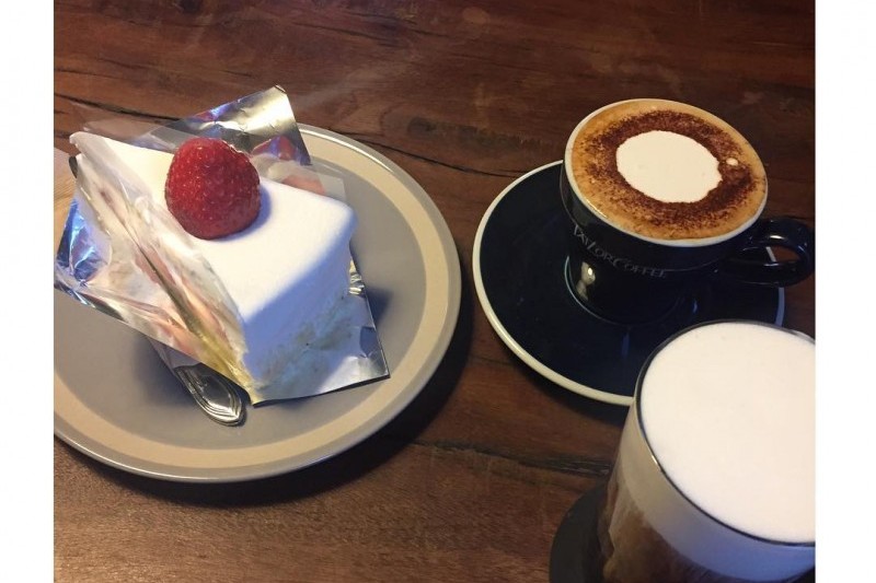 TAILOR COFFEE 弘大店 (1/8)