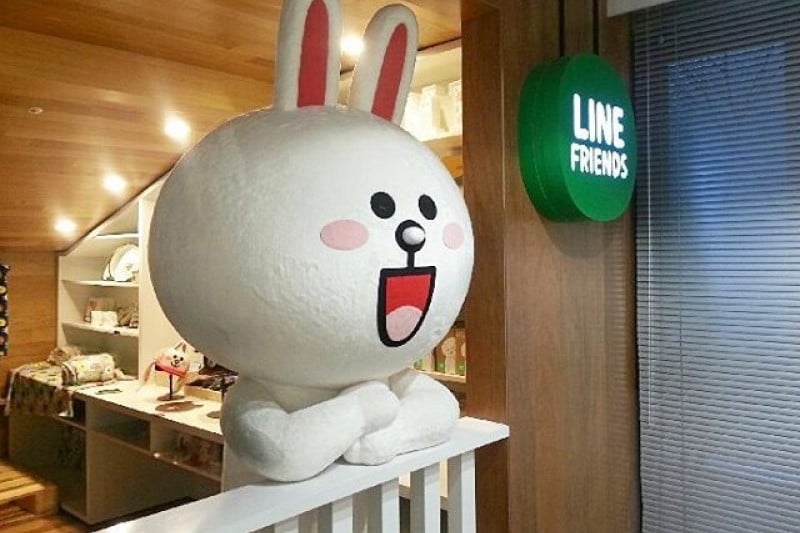 LINEフレンズ フラッグシップストア 明洞駅店 (1/13)