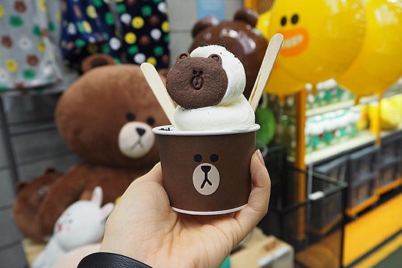 LINEフレンズ フラッグシップストア 明洞駅店 (10/13)