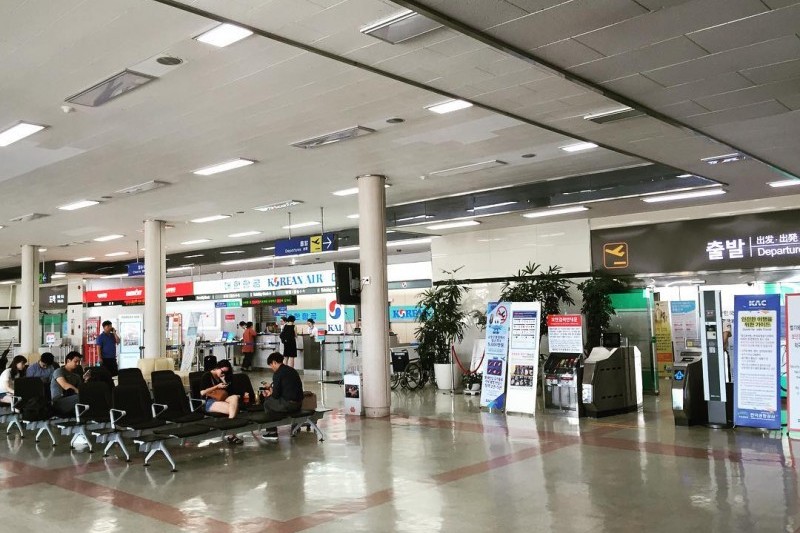 群山空港 (4/6)