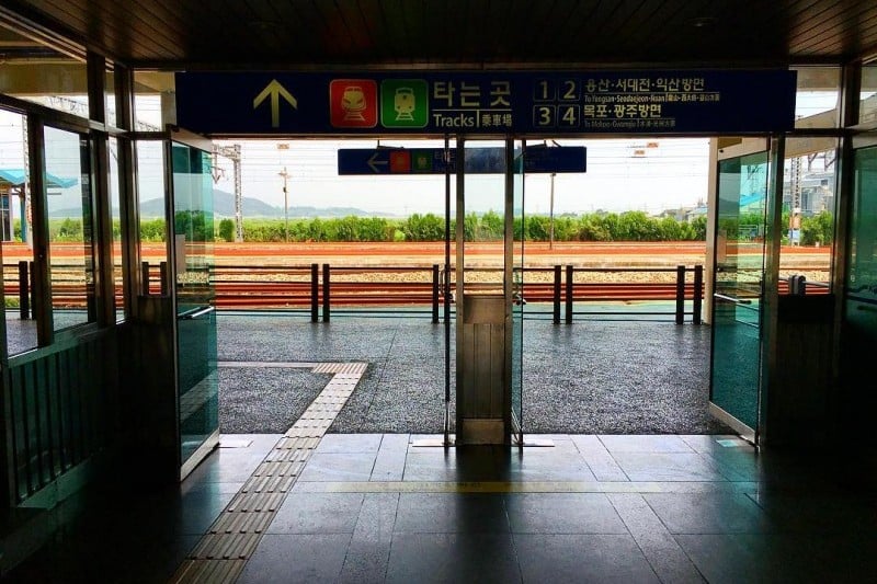 金堤駅 (2/3)