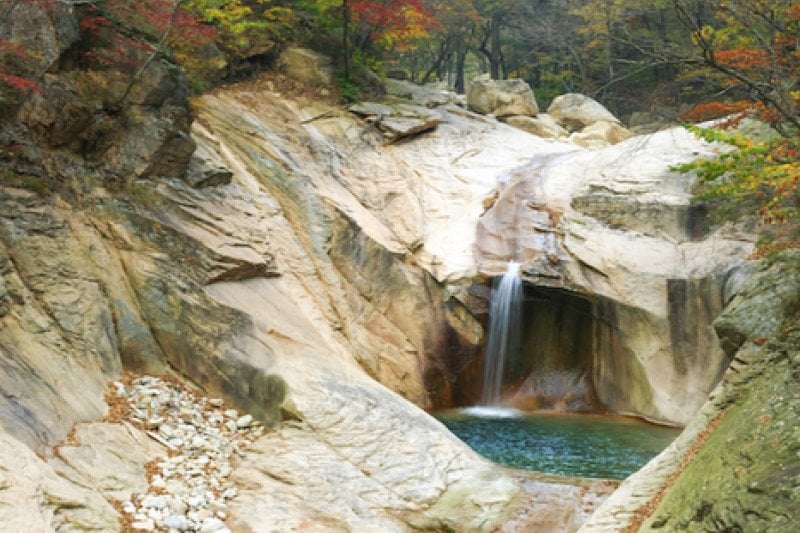 雪岳山国立公園（南雪岳）（설악산국립공원 (3/11)