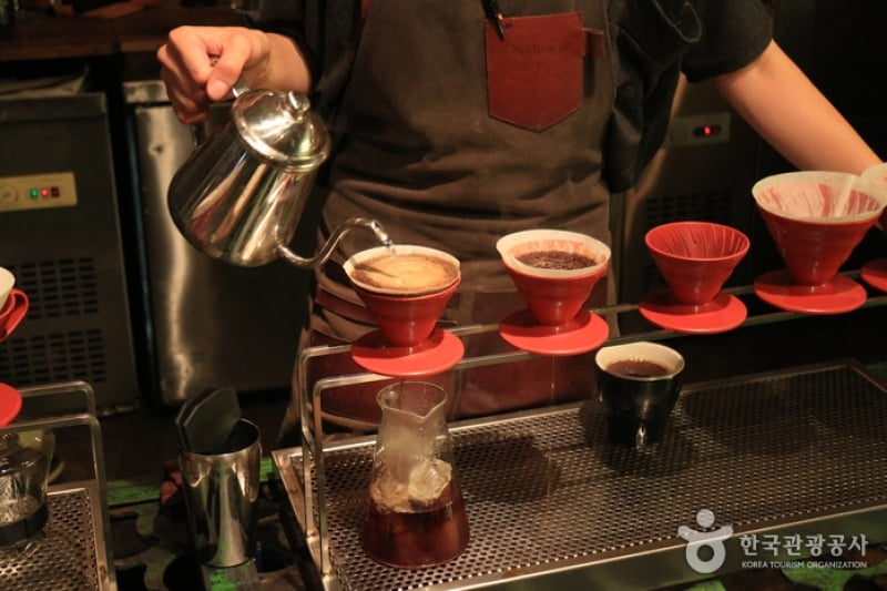 合井洞カフェ通り（합정동 카페거리） (1/10)