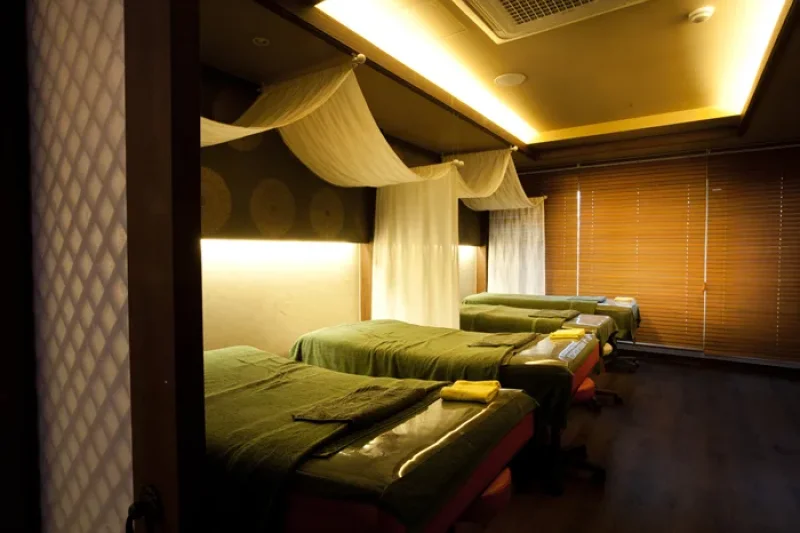 オフィスパ(OHUI SPA) 特別価格予約-明洞本店 / O HUI、WHOOの高級化粧品明洞高級スパ (1/9)