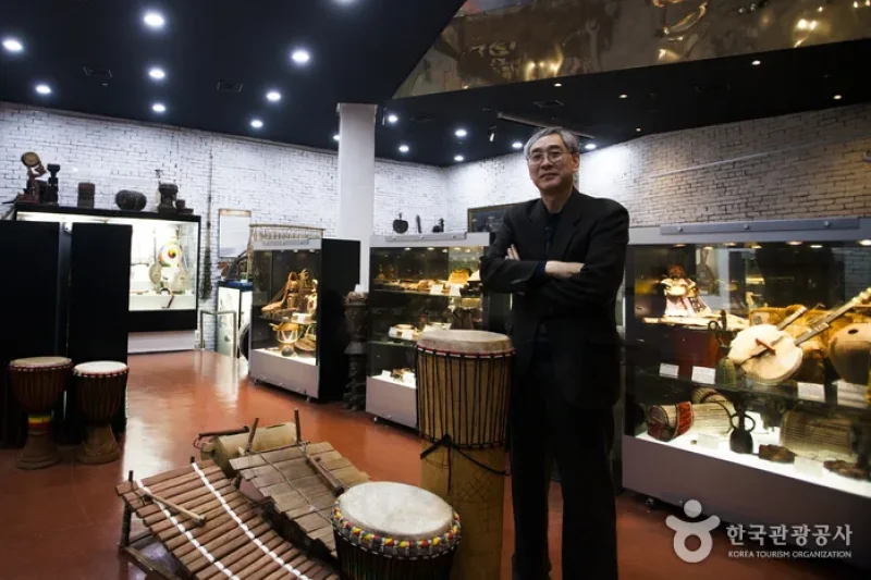 世界民俗楽器博物館 (13/14)