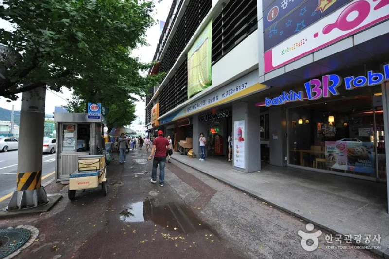錦南路 (1/3)