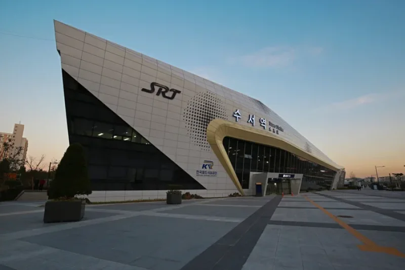 水西駅 SRT (Super Rapid Train) (11/12)