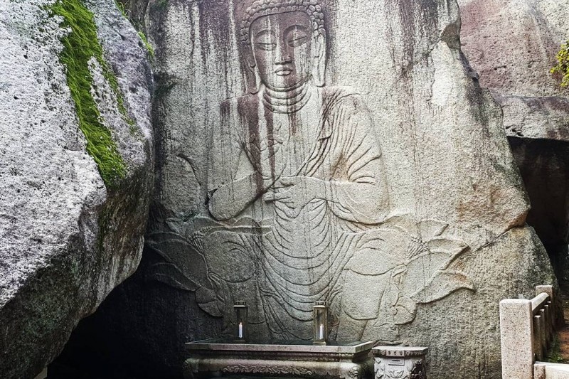 慶州 骨窟庵 磨崖如來坐像 (1/5)