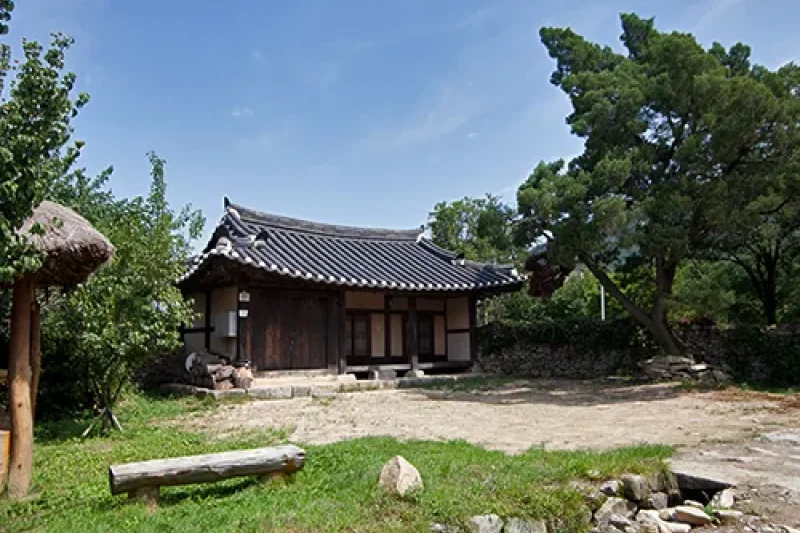 外岩村