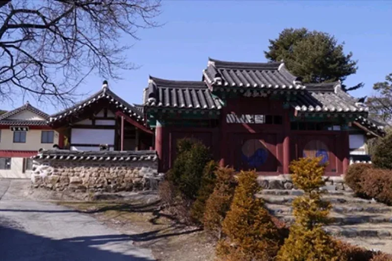 鎮岑郷校 (1/1)