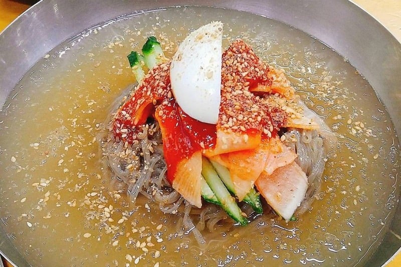 イオ冷麺 (3/7)
