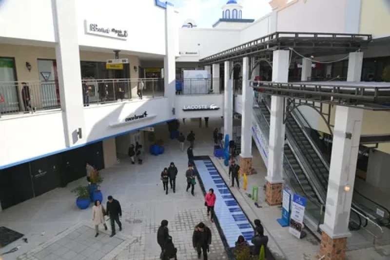 ロッテプレミアムアウトレット東釜山店 (2/4)